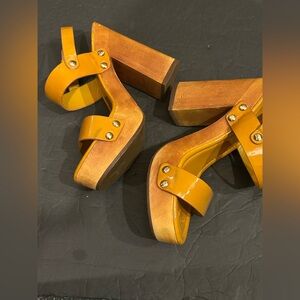 Joie strapped patent Platform heel Sandals size 40